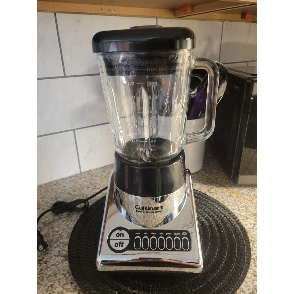 Cuisinart Power Blend 600 Deluxe 7-Speed Chrome Blender